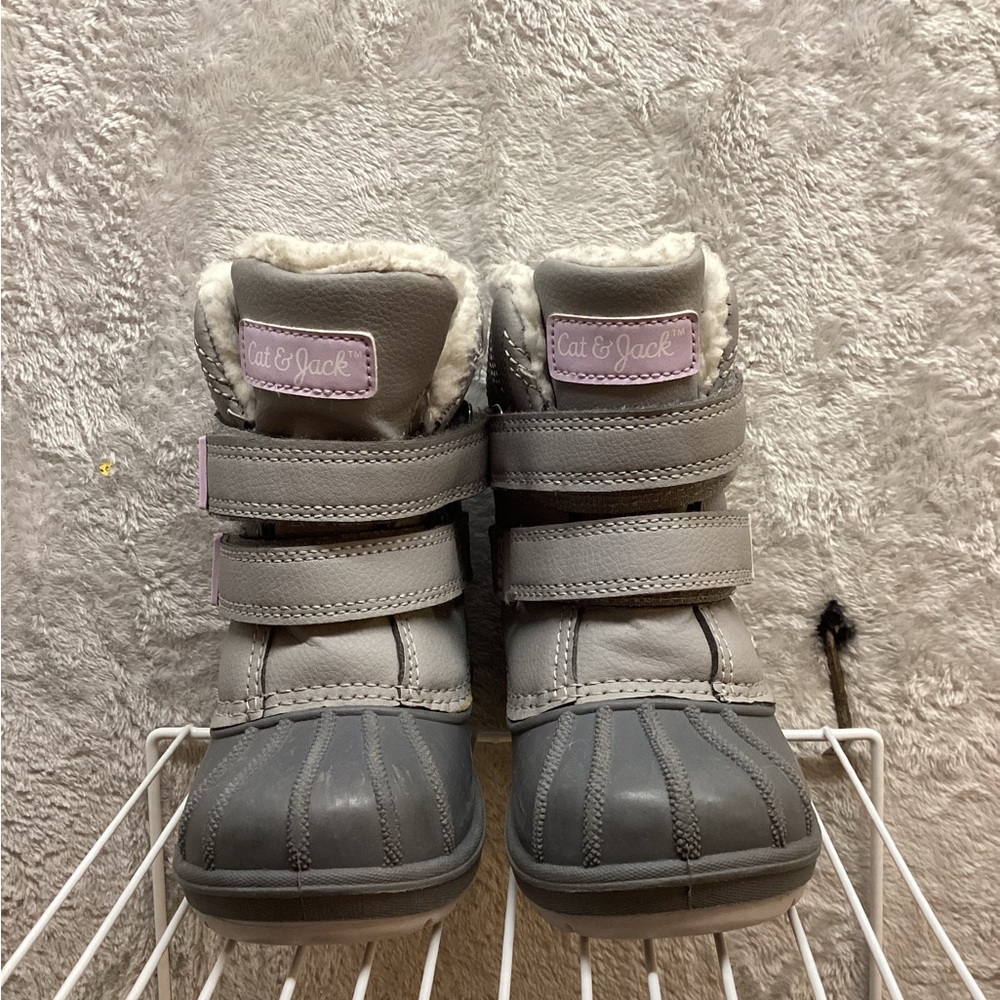 Cat & Jack Gray and‎ Pink Winter Boots